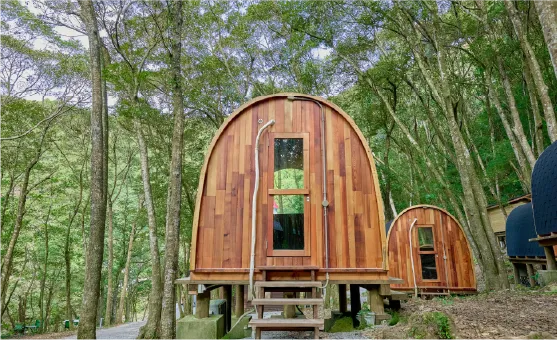 Relax with the natural scent of wood